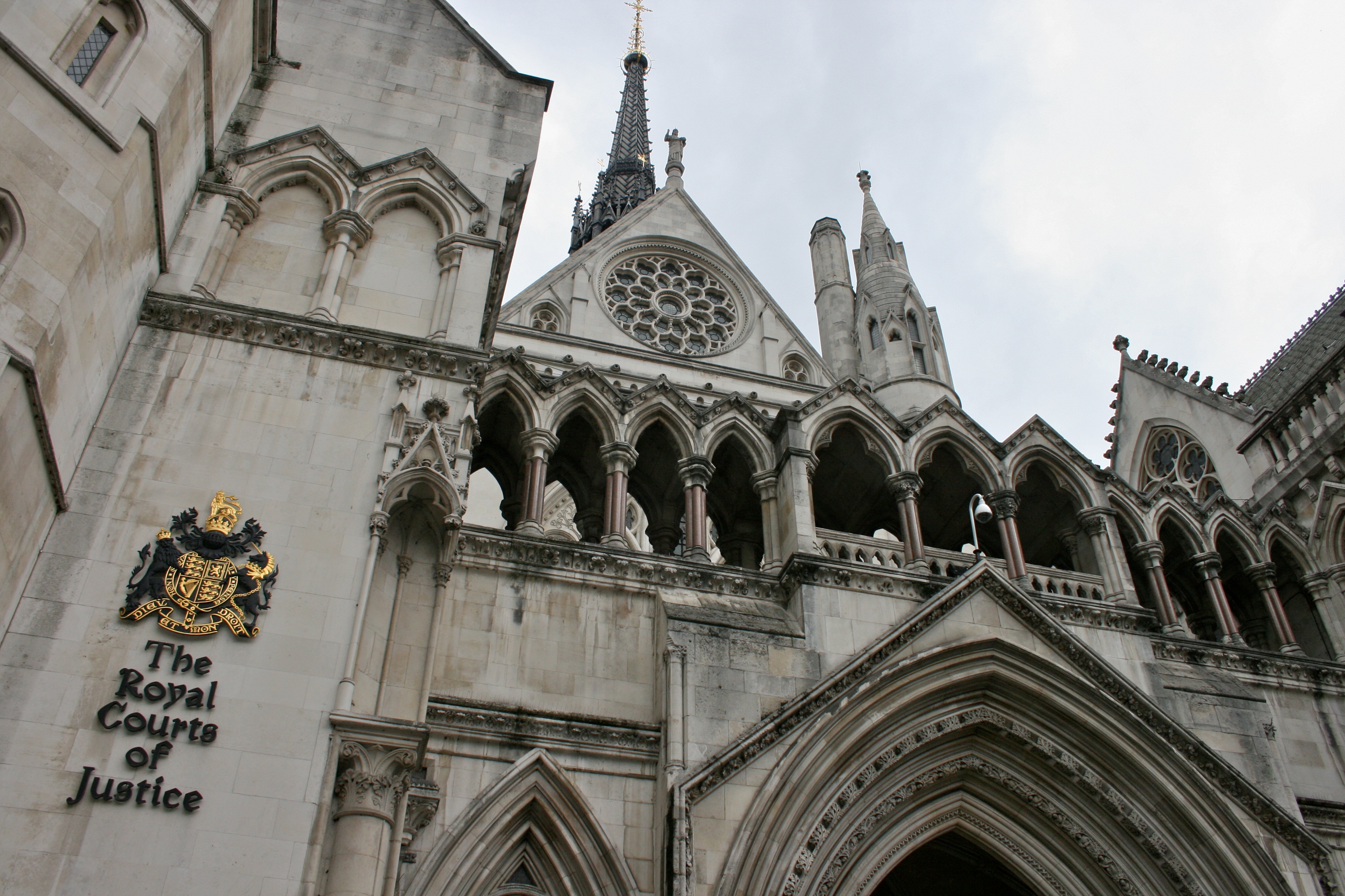 The_Royal_Courts_of_Justice
